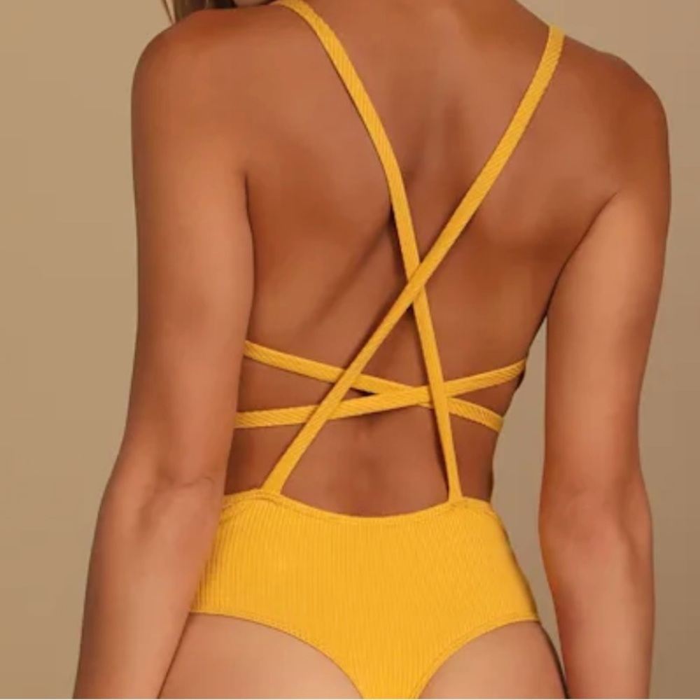 Lulu's Mustard Ribbed Bodysuit - Picture 4 of 7